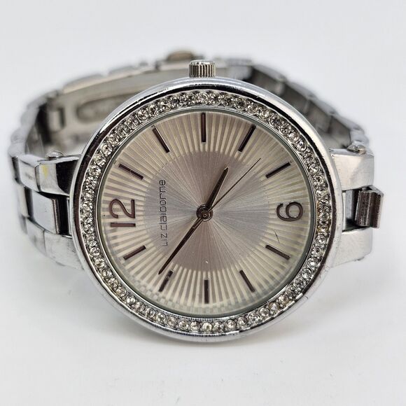 Liz Claiborne Women's Watch 35MM Gray Dial Gray Bracelet Band 5.75" New Battery - Picture 5 of 14